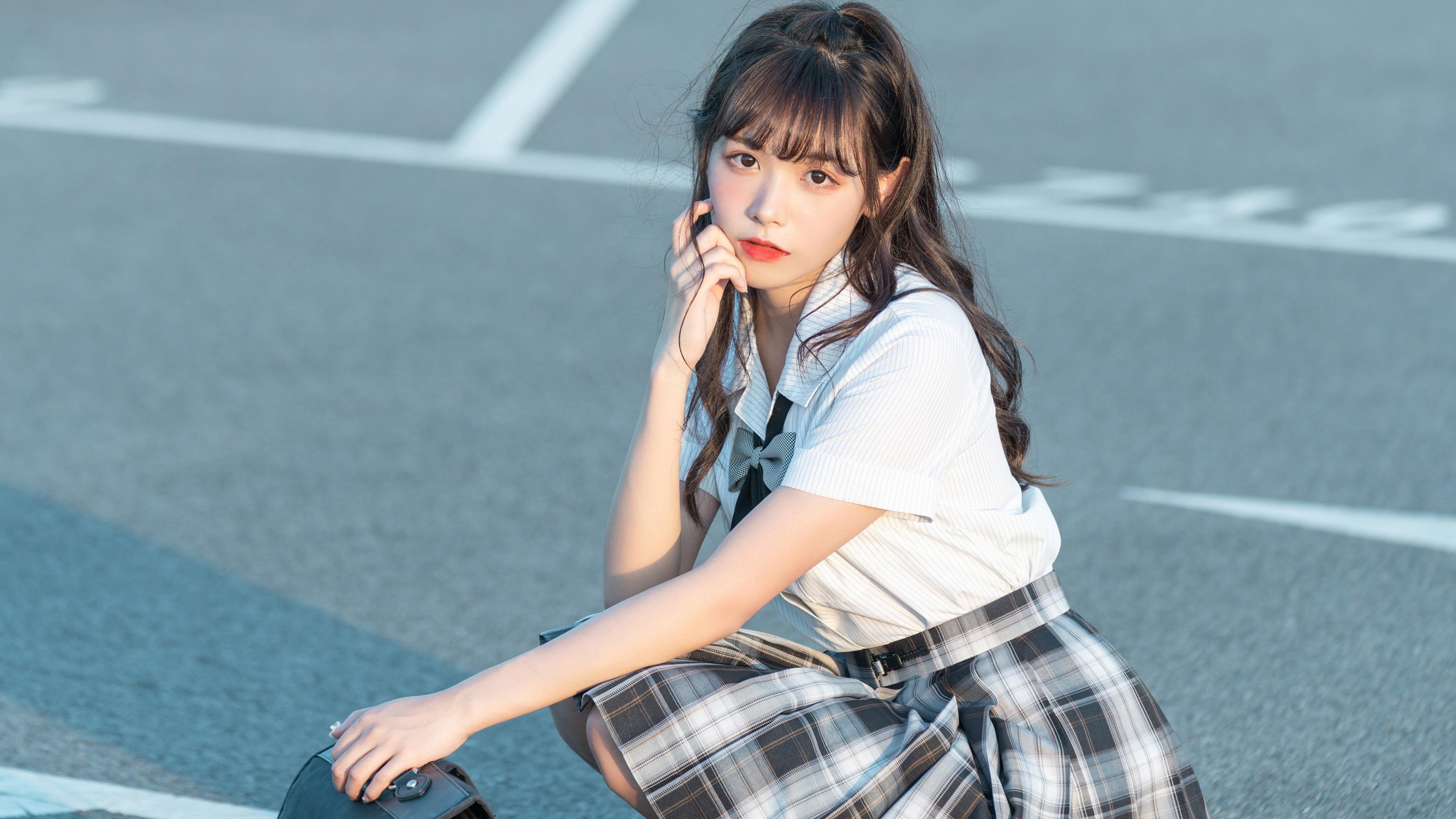 米兰体育官网-高压体系助力破对手出球节奏，高压击球动作