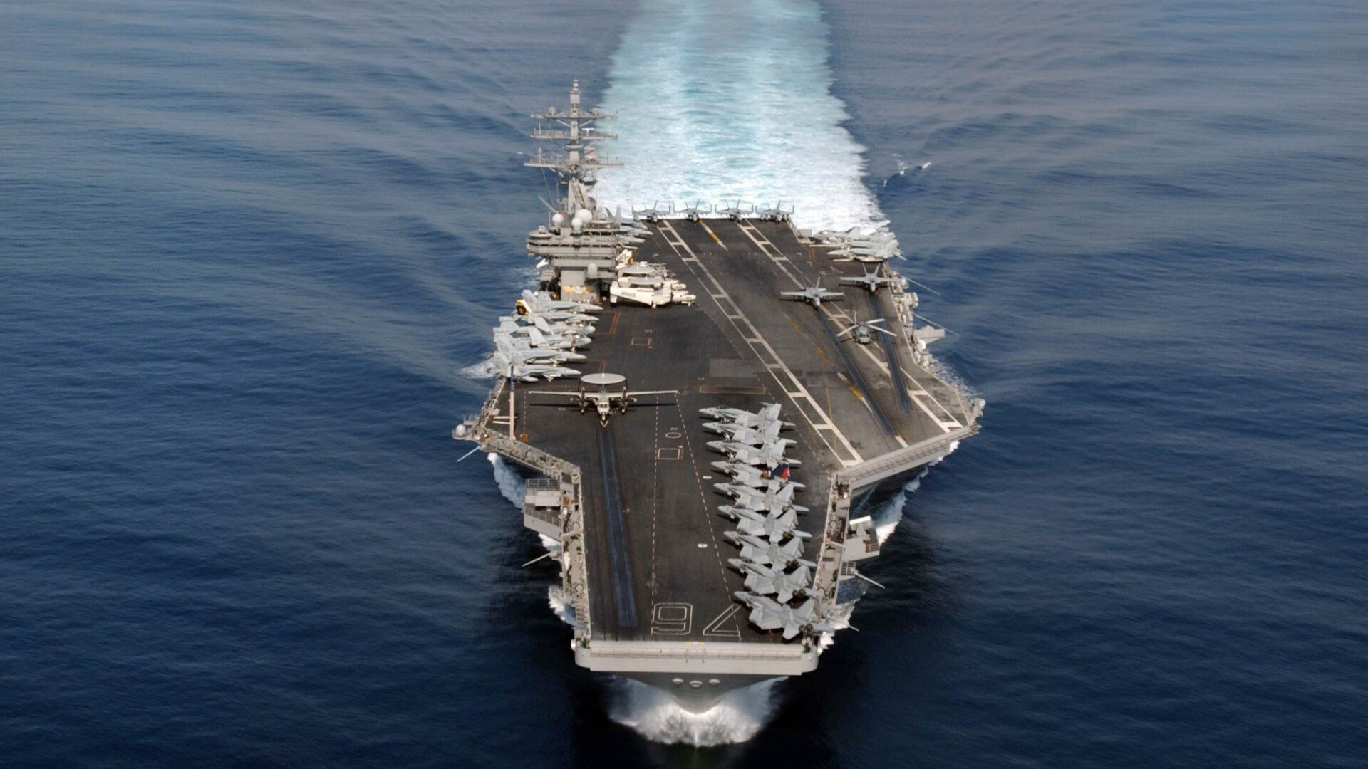 凯尔·查默斯用坚韧精神征服赛场挑战，查尔斯&凯斯