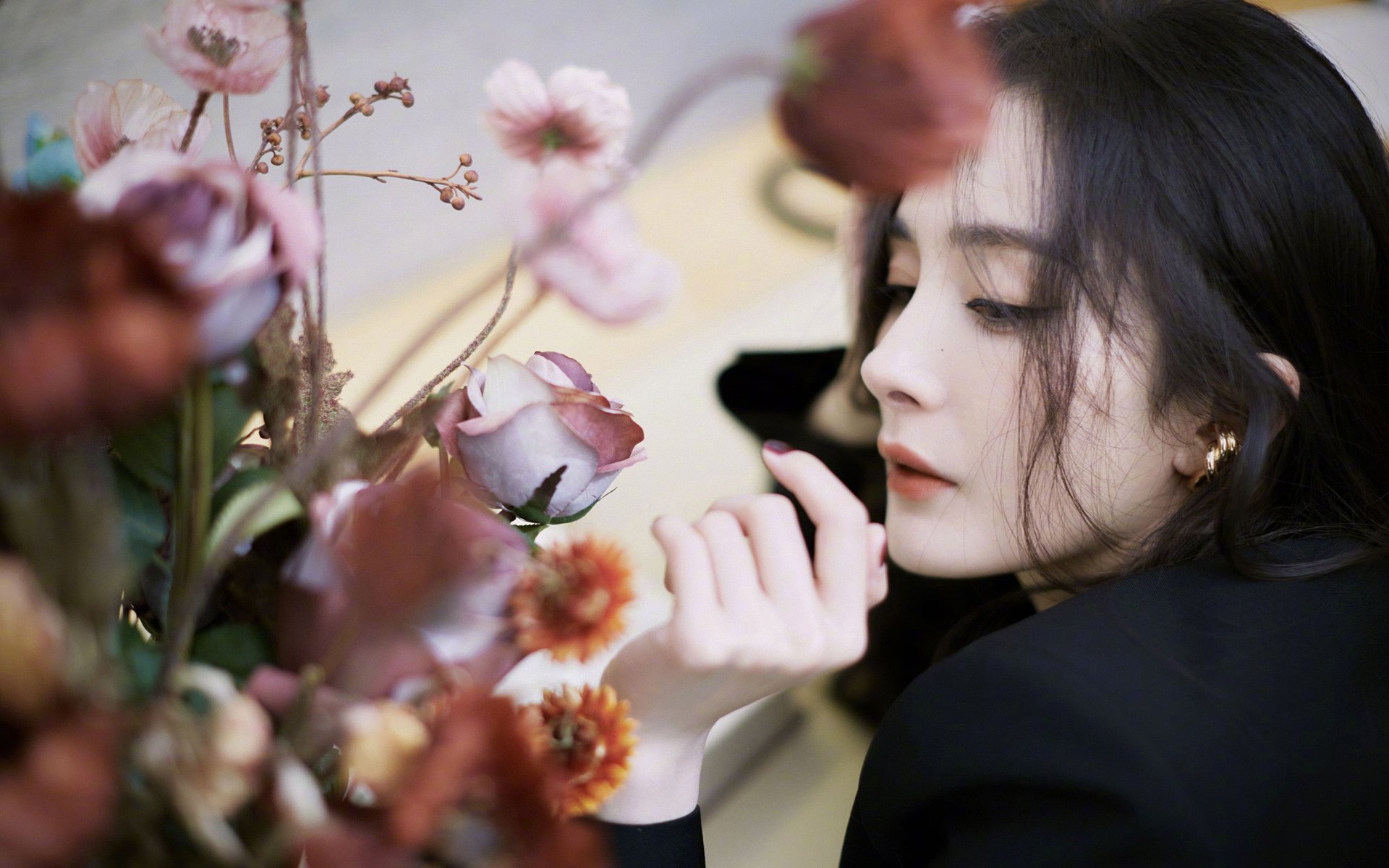 -梅西带队冲击，阿根廷稳步向世界杯迈进