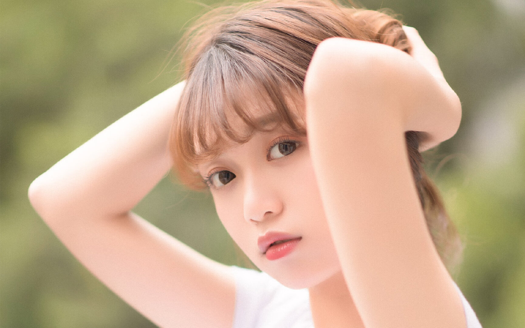 米兰体育官网-浓眉带伤出战湖人东部前四稳固，湖人浓眉伤情